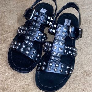 Like new steve madden sandals size 7